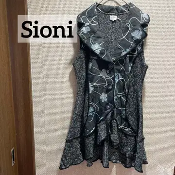 새상품급 Sioni 플라워 프린트 슬리브리스 롱 코트 프릴