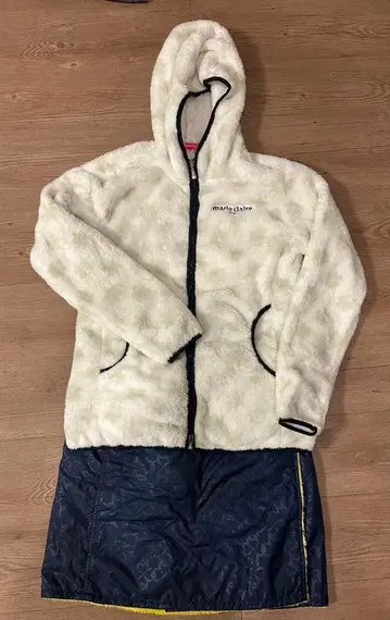 새상품급 마리끌레르 플리스 후드 상하의 세트