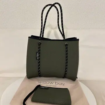 WILLOW BAY 카키 토트백