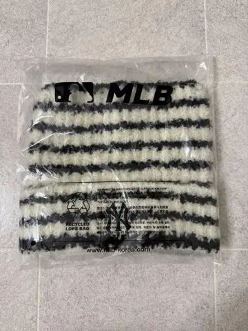 aespa 카리나 착용 MLB 고양이 귀 니트 모자 비니