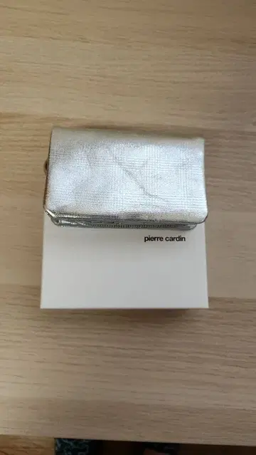 피에르 가르뎅 실버 3단 폴더형 지갑