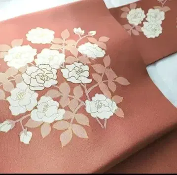 아름다운 장미 자수 나고야 오비 순수 실크 새상품급