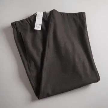 유니클로 XL 브러쉬드 맨투맨 와이드 팬츠 브라운