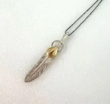 고로즈 목걸이 하트휠 페더