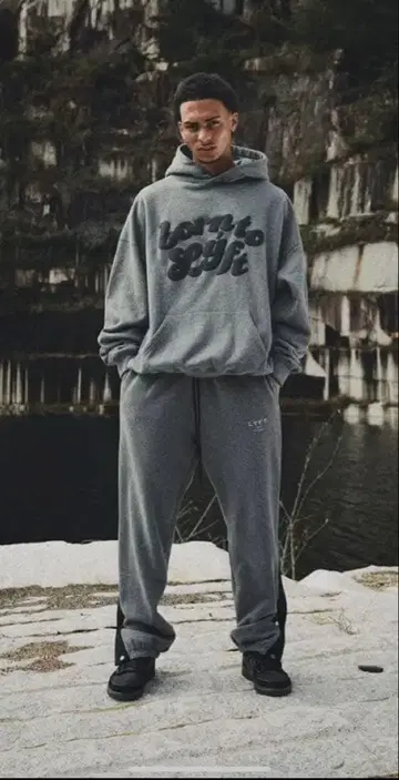 [ 완판템 ] 레어 LYFT 후드 맨투맨 팬츠 셋업