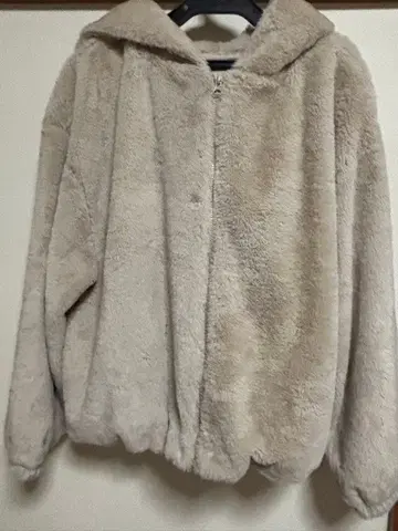 후드 부착 베이지 보아 자켓 M 사이즈