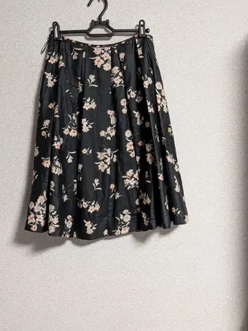 Rythme 꽃무늬 플리츠 스커트