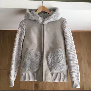 새상품급 이탈리아제 Lisa Conte 리사콘테 양가죽 무스탕 퍼 코트