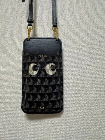 ANYA HINDMARCH 스마트폰 숄더