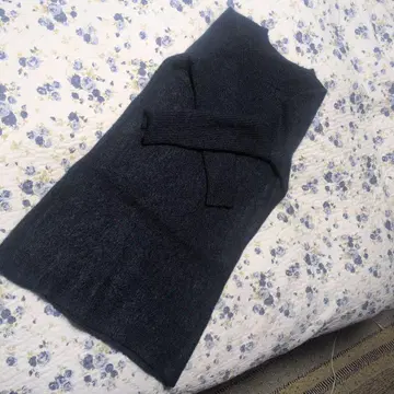 그레이스 콘티넨탈 다크 그린 니트 원피스