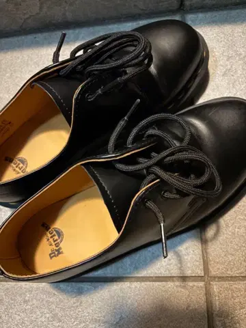 블랙 가죽 신발 러버 솔