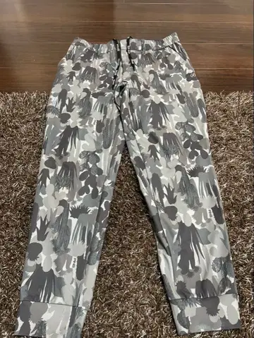 PING 그레이 계열 추상 패턴 남성 바지