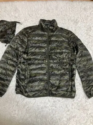 레어 UNIQLO 유니클로 울트라 라이트 다운 자켓 카모플라주 패턴