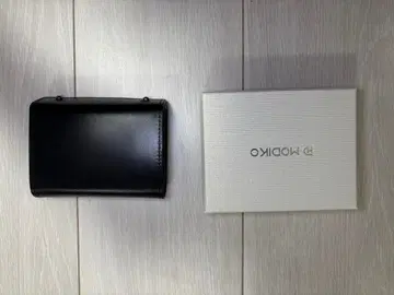 미사용 새상품 MODIKO 접이식 지갑 블랙