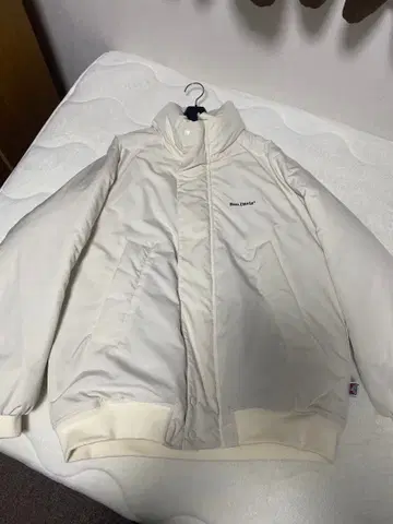 벤 데이비스 다운 자켓 L 사이즈 화이트