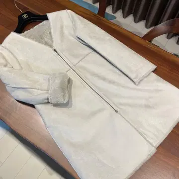 새상품급 렙심 최고의 촉감 무스탕 롱 코트 리버서블 고급스러움