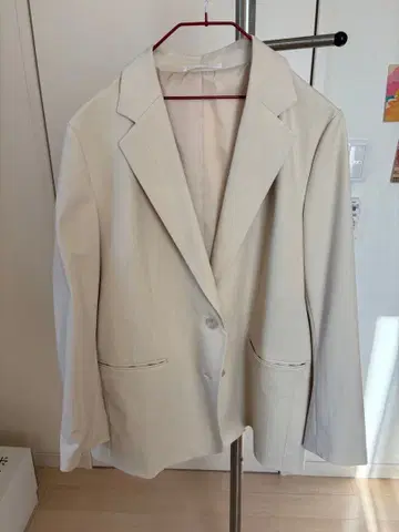 화이트 테일러드 자켓 XL