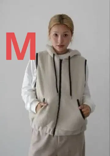 [ 미사용 새상품 ] 시마무라 hideka 보아 후디 베스트 M