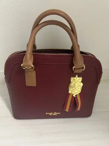 사만다 타바사 트위스티드 원더랜드 콜라보 백 스칼라비아