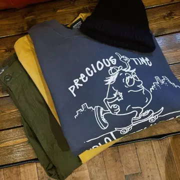 택 포함 새상품 칼리지 프린트 크루넥 맨투맨 90s 80s 아메카지