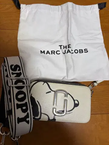 마크제이콥스 스누피 콜라보 백