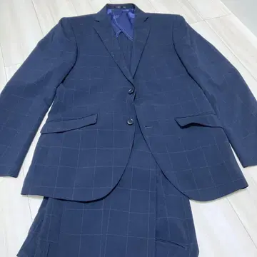 네이비 체크 무늬 비즈니스 정장