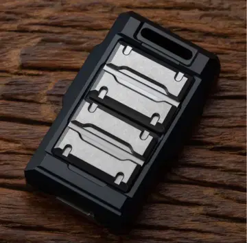 BIG WHITE EDC 피젯 RAMPART