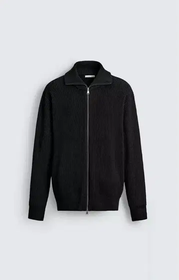 ZARA 블랙 지퍼 스웨터