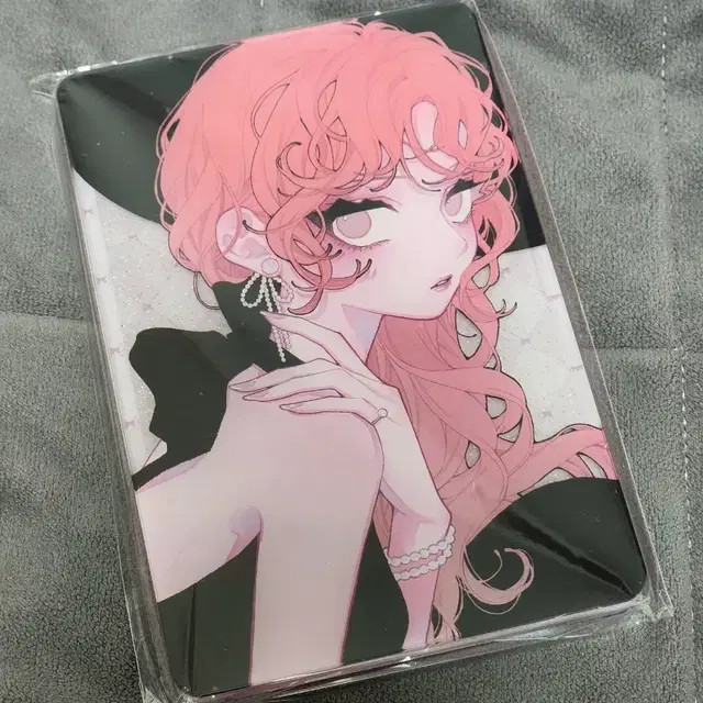 사랑하라 거짓된 천사들이여 글리터 아크릴 블록 스탠드 / 5권 한정판