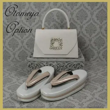 바이컬러의 세련된 통굽 조리 골드 베이지 x 실버 화이트