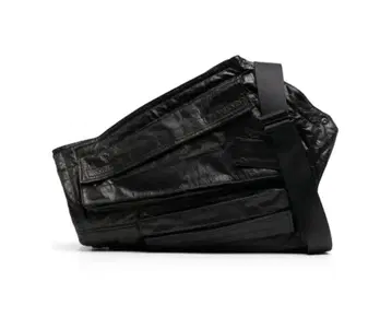 Julius 23FW 램 가죽 메신저 백 블랙