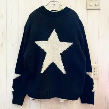 택 포함 새상품 자카드 스타 모티브 크루 니트 별 패턴 니트 L 사이즈