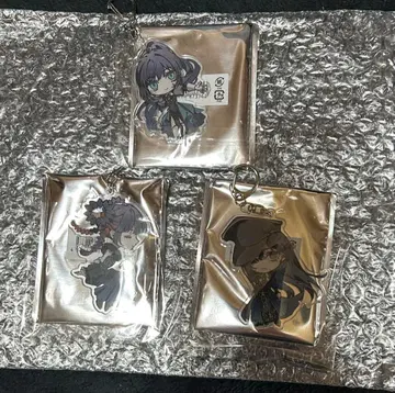 Ado 활발만려! 아크릴 키링 3개 세트