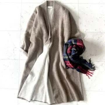 새상품급 투모로우랜드 더블 페이스 라쿤 코디건 롱 기장