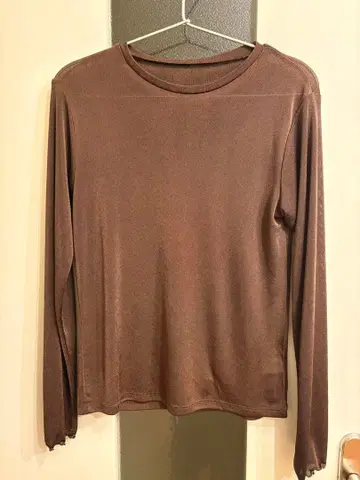 뷰티앤유스 브라운 시어 탑