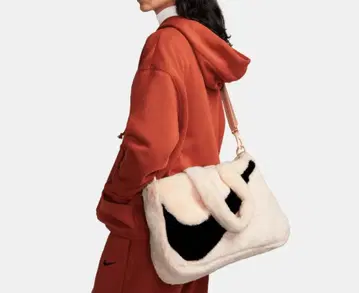 [ NIKE ] 인조 모피 토트백