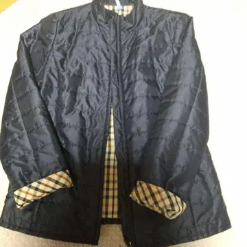 DAKS 퀼팅 자켓 클리닝 완료