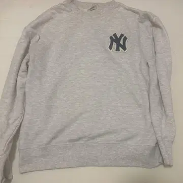 뉴욕 양키스 크루넥 맨투맨