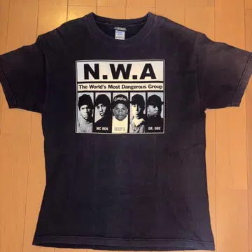 N.W.A. 셔츠
