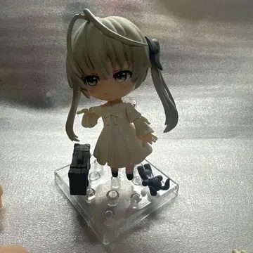 가동식 피규어 교환용 부품 포함