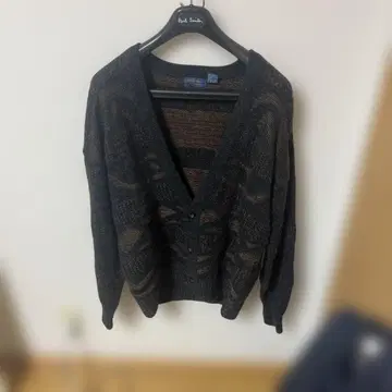 블랙과 브라운 니트 가디건