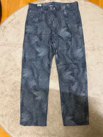 인디고 염색 데님 팬츠