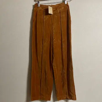 이번 시즌 최신작 니코앤드 2WAY 토끼 벨로아 팬츠