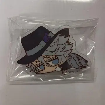 트위스테 다룬 아크릴 배지