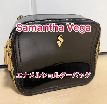Samantha Vega(사만사 베가) 에나멜 숄더백