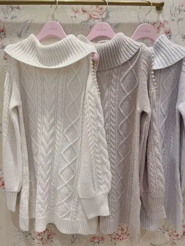 evelyn 펄 숄더 니트 원피스