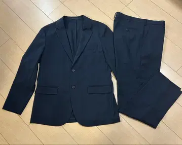 유니클로 감동 자켓 L 감동 팬츠 85 네이비 네이비 컬러