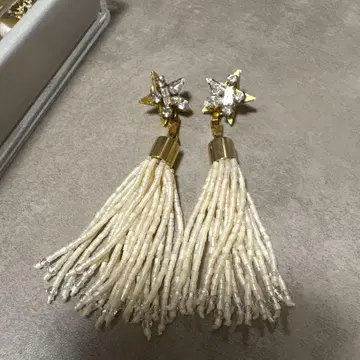 별 모양 태슬 귀걸이