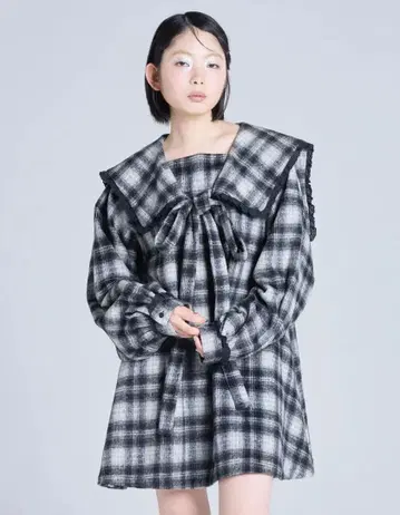 새상품 이번 시즌 리틀 서니 바이트 원피스