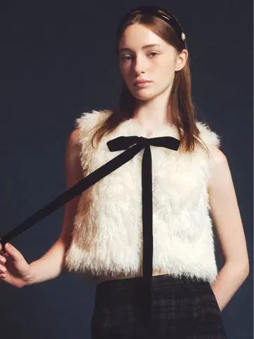 벨로아 리본 퍼 베스트